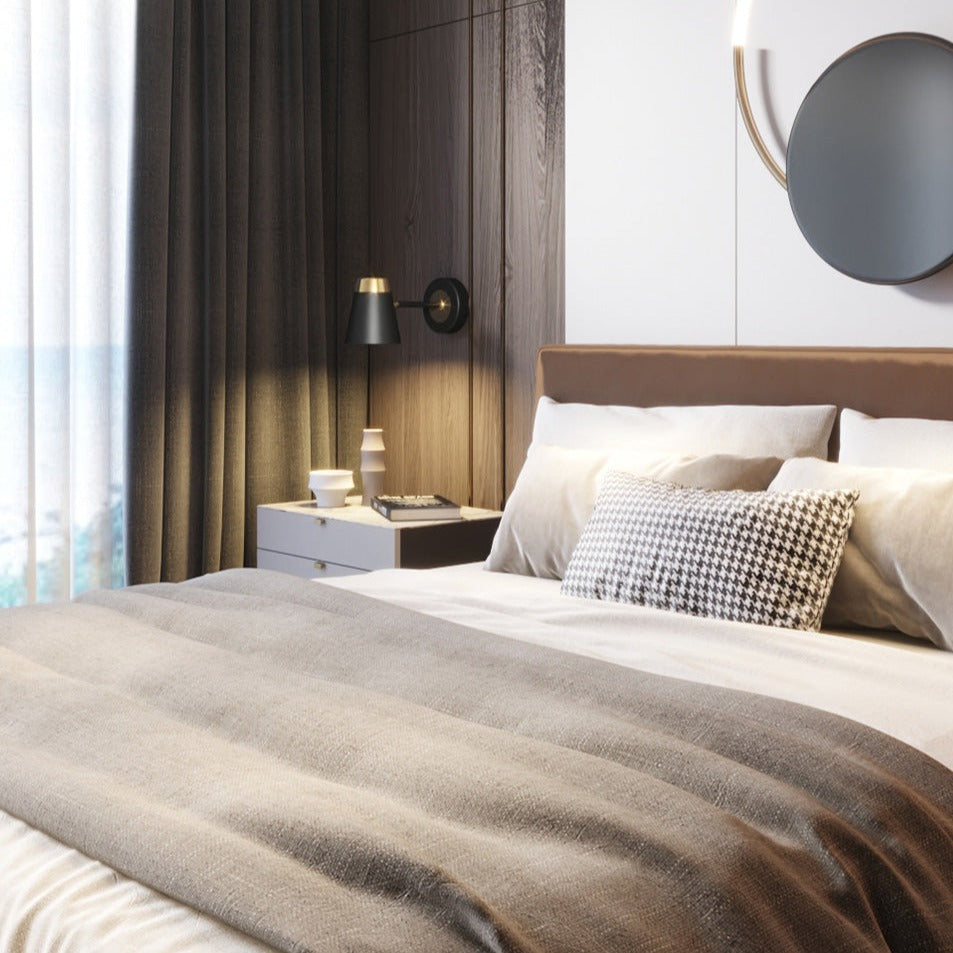 Thome Black & Gold Wall Lamp